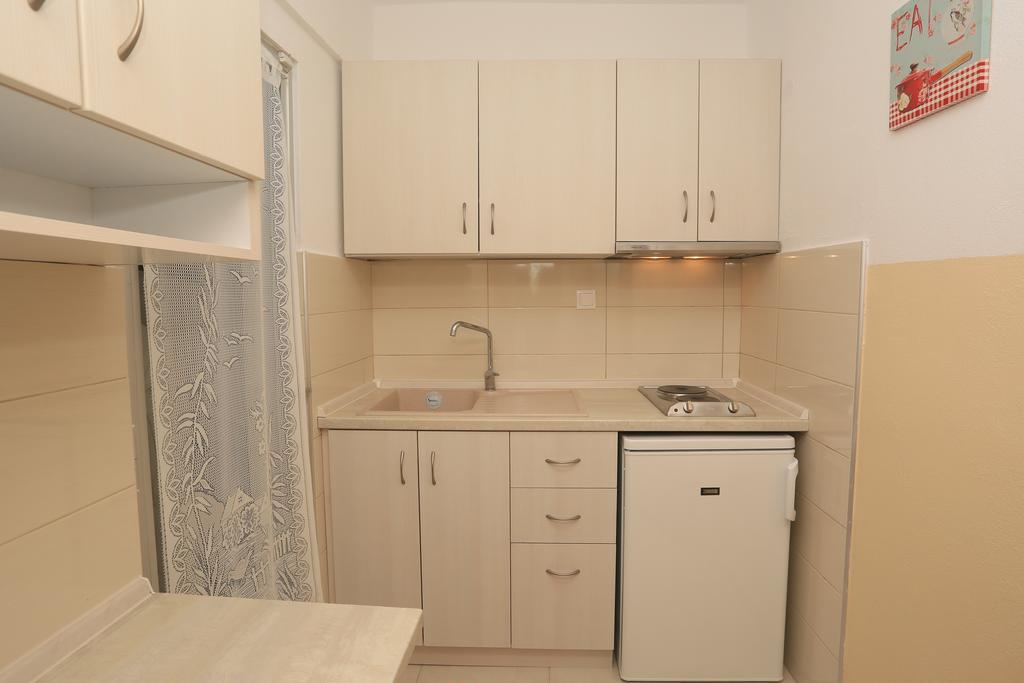 Kastoria Hotel Apartments Hanioti Exterior photo