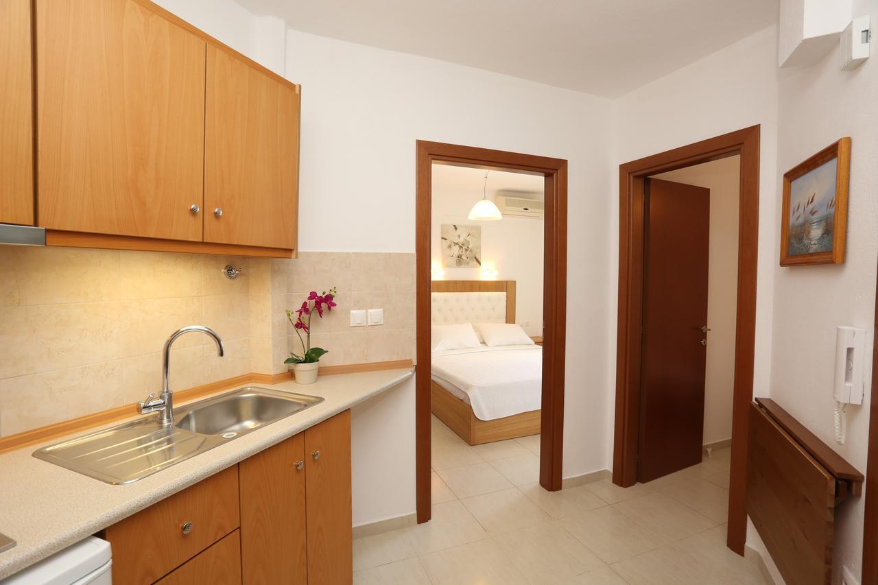 Kastoria Hotel Apartments Hanioti Exterior photo
